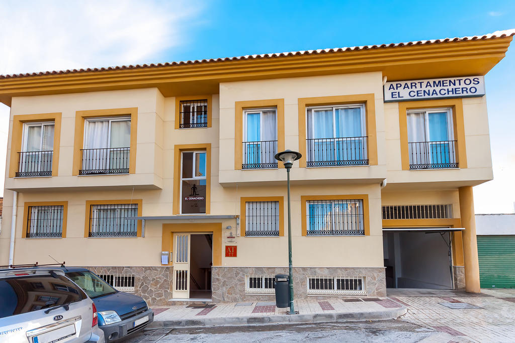 Apartamentos El Cenachero Málaga Kültér fotó